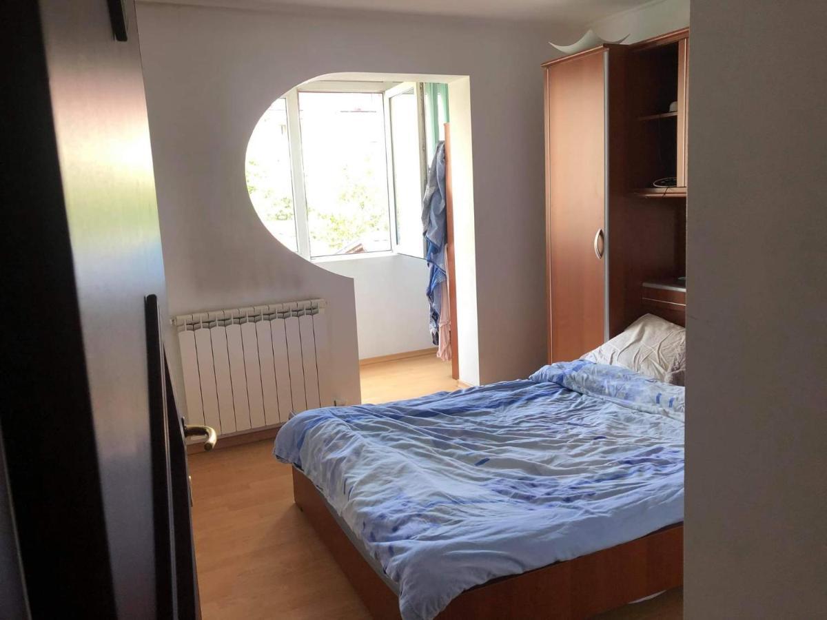 Ferienwohnung Apartament Râmnicu Vâlcea Exterior foto